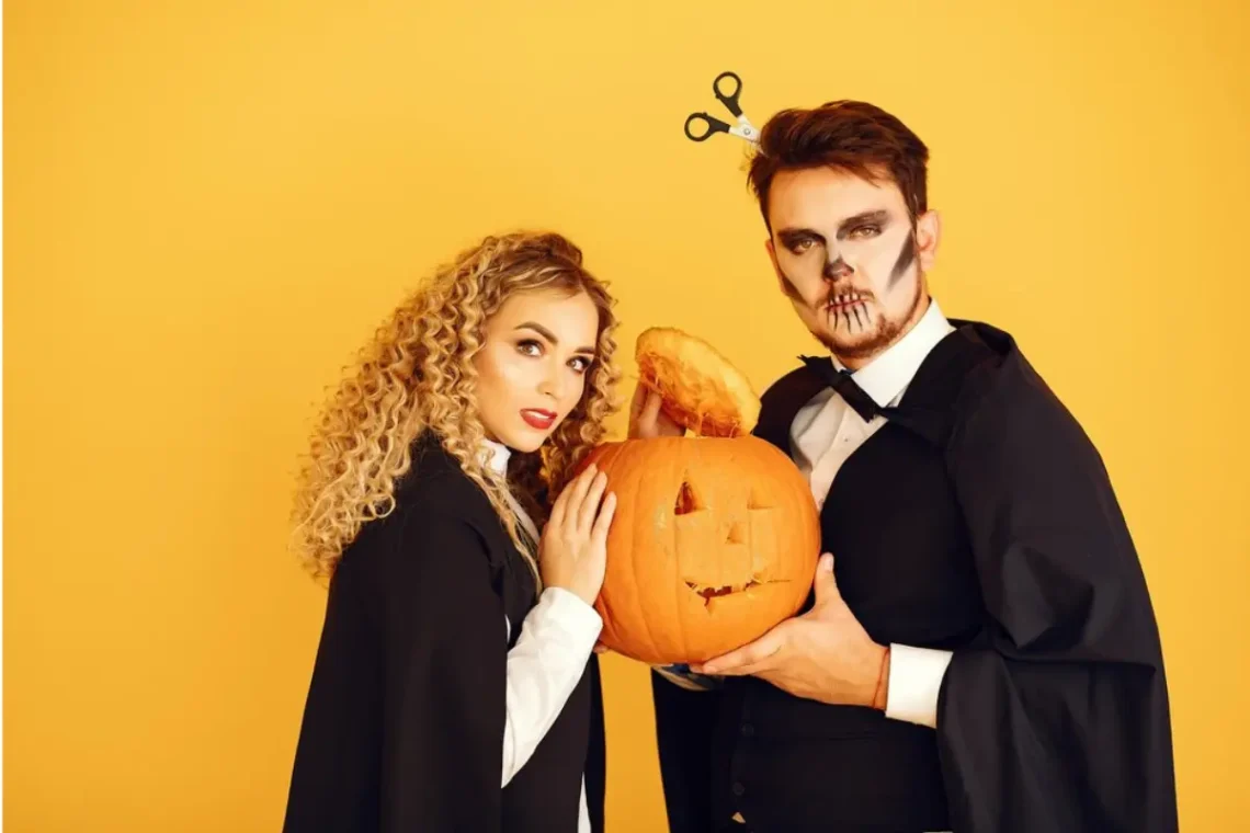 Iconic Duo Halloween Costumes From TV and Movies